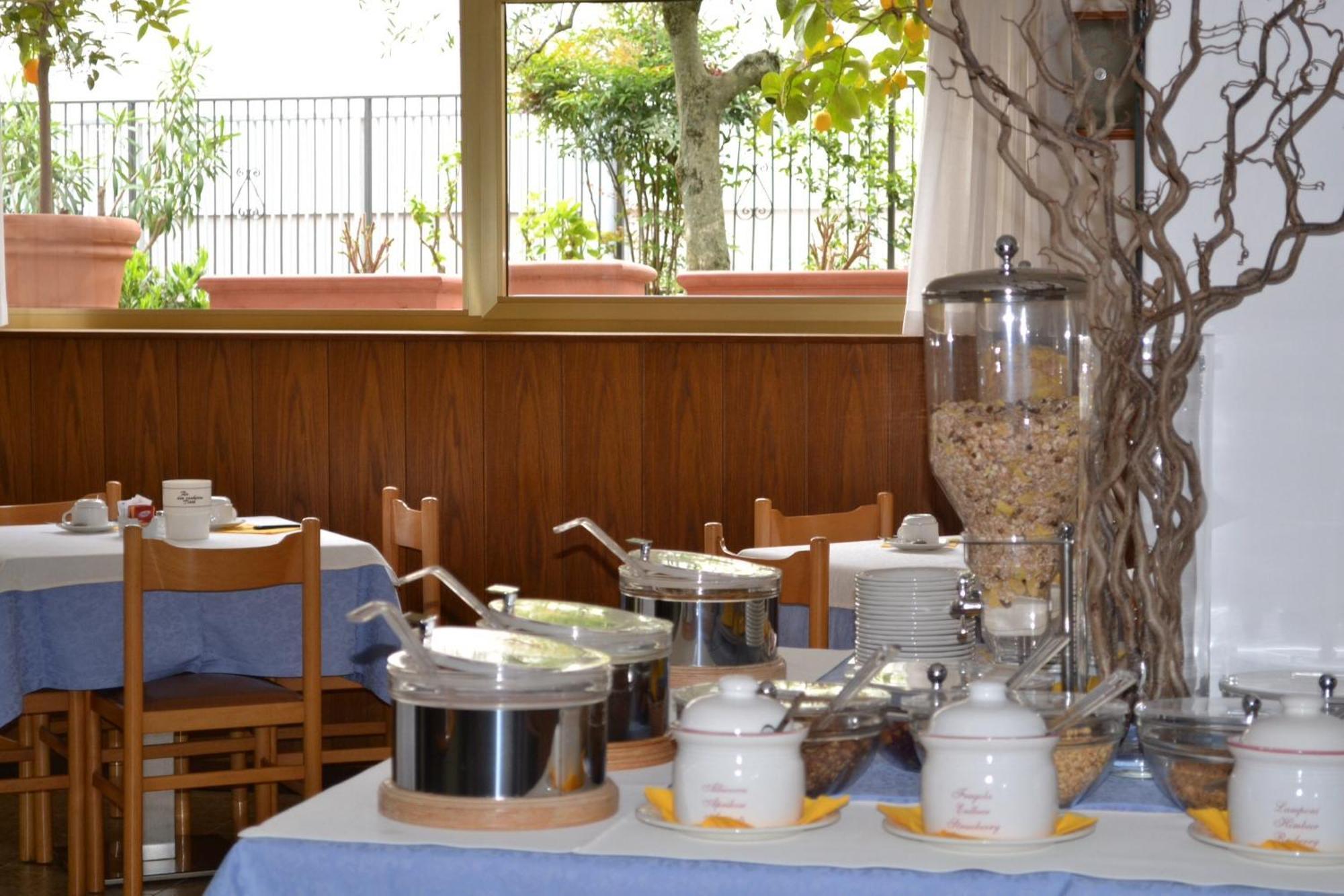 Villa Orchidea Nago Dış mekan fotoğraf