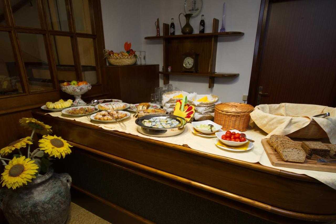 Villa Orchidea Nago Dış mekan fotoğraf
